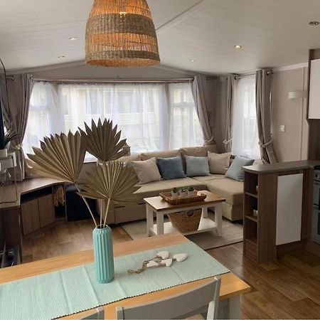 Cosy, Coastal Themed Holiday Home, Rockley Park, Poole, Dorset 外观 照片