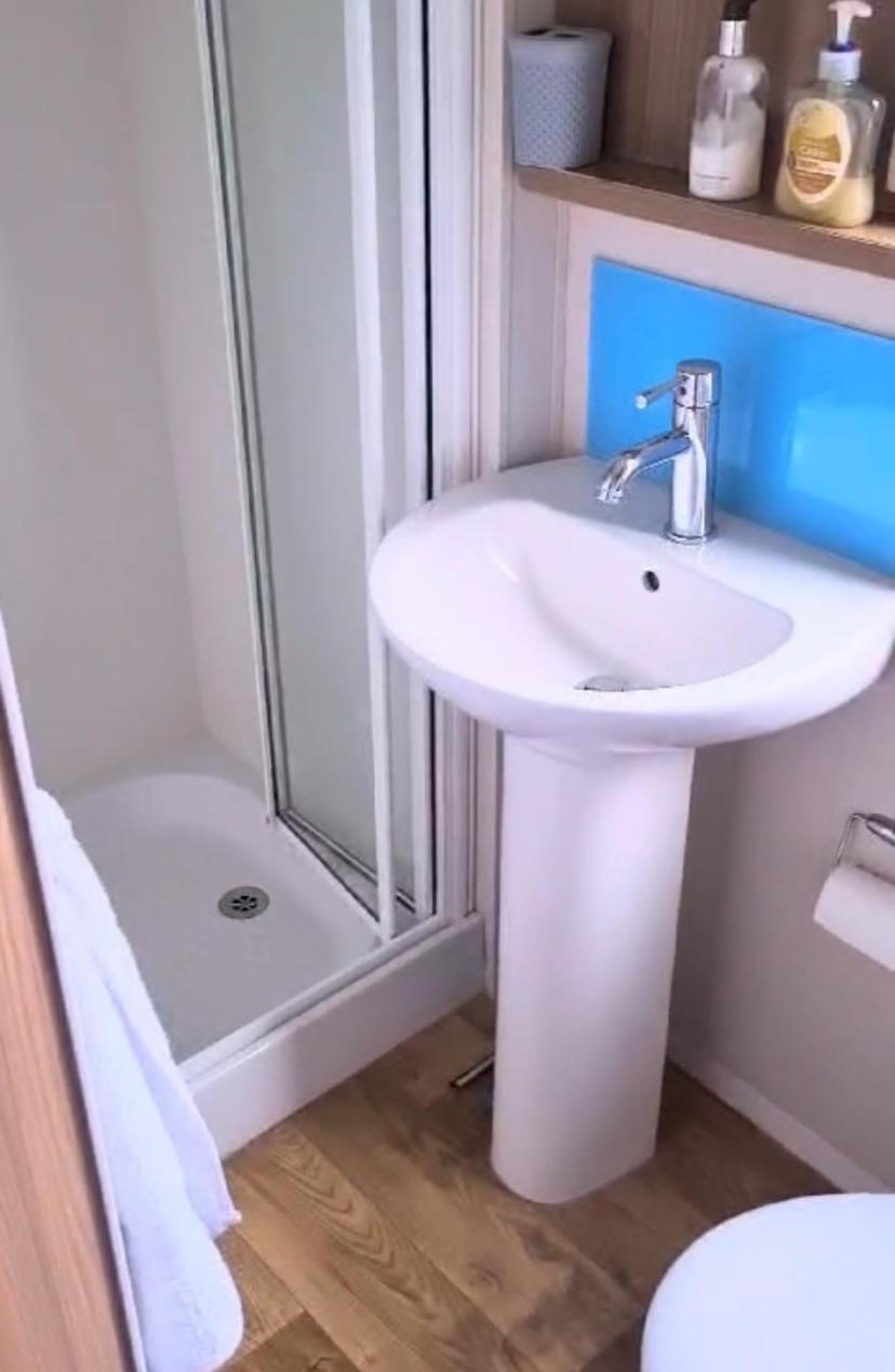 Cosy, Coastal Themed Holiday Home, Rockley Park, Poole, Dorset 外观 照片
